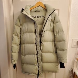 aritzia super puff mid XS in silent storm green